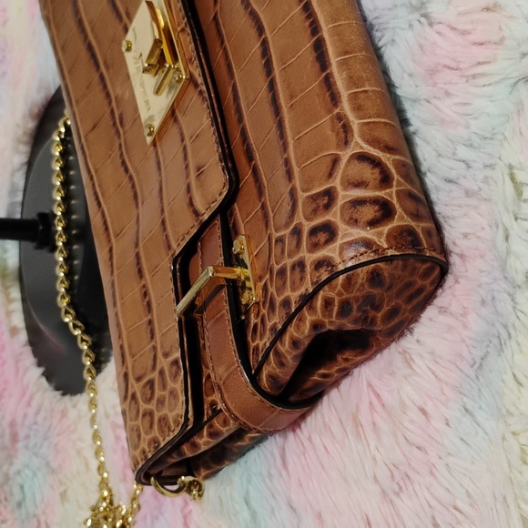 NWT Michael Kors Astrid Walnut XL Genuine Leather Clutch W Chain Strap - Picture 6 of 12